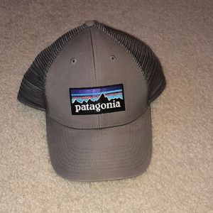 Patagonia P6 LoPro Trucker Hat